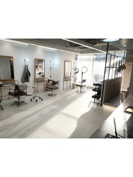 【円山公園駅徒歩1分/駐車場有】丁寧なカウンセリングと高いカット技術で再現性の高いスタイルが叶う♪