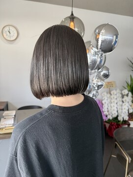 エミタス 柳通り(Emitas.) 肩上ボブ