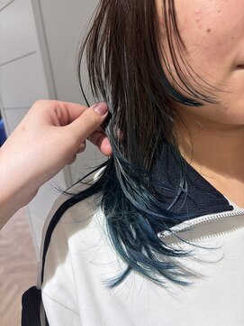 バズ(BUZZ) がっつりレイヤー×モスグリーンカラー