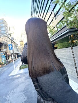 キニ(KINI) アッシュグレースタイル