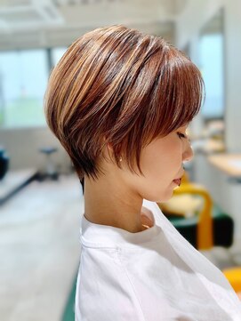 アーツ 茅ヶ崎(arts) ショートカット20代30代40代前髪あり面長丸顔ショートボブ