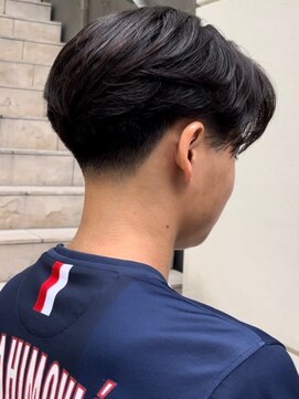 ニコ トウキョウ ロジック(nico TOKYO Logic) センターパートニュアンスパーマ曲がる縮毛矯正