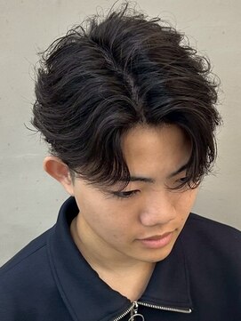 ダズル ヘア ラッシュ(DAZZLE hair RUSH) 八事毛流れセンターパートニュアンスパーマフェザーパーマ緩め