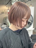 ヒビヲ 天神警固(HIBIO)&nbsp;ショートボブ切りっぱなしボブタッセルボブブリーチダブルカラー