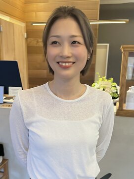 ヘア プロデュース キュオン(hair produce CUEON.) ハイトーン切りっぱボブ