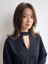 ノラ ギンザ(NORA GINZA)&nbsp;小顔見えシースルーバング×大人のくびれミディアム30代40代50代