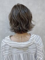 ムウ 難波(MOU)&nbsp;ハッシュカットフルバング似合わせカットレッドブラウン20代30代