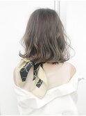 外ハネボブ、オリーブベージュ