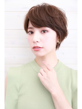 オーシャン(Ocean) [OCEAN Hair&Life]耳かけ☆フォギーベージュ☆ショートカール☆