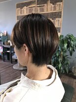 ヘアーデザイン ディードット(Hair design D.)&nbsp;耳かけショートボブ