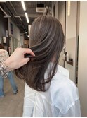 こなれハイライト くびれヘア チャコールグレー アースカラー