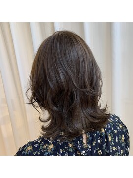 フィゼル 福島店(fizelle) ベージュカラー