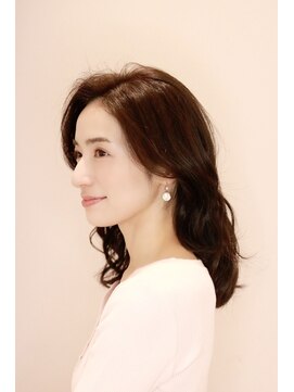 アンベリールフルー(EMBELLIR fleur) 大人のフェミニンセミディ