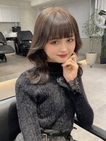 オニキス(ONYX)&nbsp;ブリーチなしWカラーヘーゼルベージュ×ワンホンヘア【chisato】