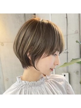 ハルキミナト ジャパン トウキョウ(HARUKI MINATO japan TOKYO) 20代30代40代50代/丸みショート/クビレ/前髪あり/表参道