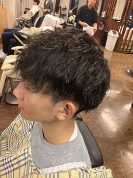 スマイル 沼影店(Smile) ツイストスパイラル<理容室>シェービング/白髪染め/武蔵浦和