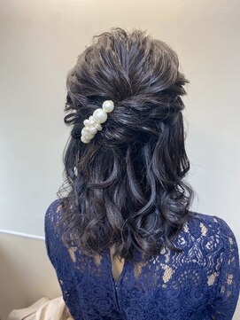 クレア(Crea) お呼ばれハーフアップ