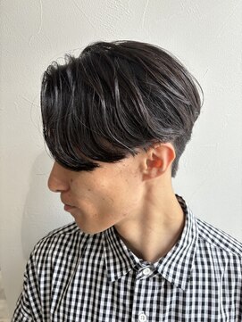 グラフ 立川(Graph.) センターパートニュアンスツーブロックメンズパーマ