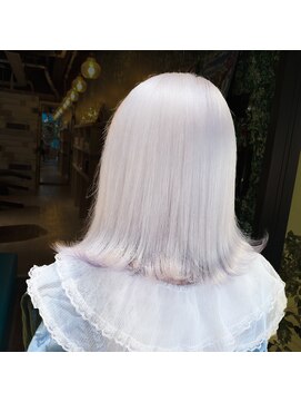 ジルバイジゼル(JILL by GiseL) 中世ウルフ/メンズウルフ/ハイトーン/ダブルカラー/ホワイト