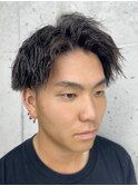ツイストスパイラルメンズマッシュショート波巻きパーマ眉毛