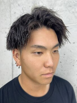 ビューブルー 亀戸錦糸町(VIEW BLUE) ツイストスパイラルメンズマッシュショート波巻きパーマ眉毛