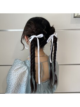 シー(she.) ツイン×カチモリヘア#桂