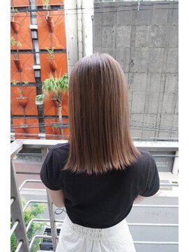 シィーム(cime) アッシュベージュカラー