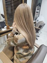 フラココ 荻窪店(hurakoko trico)&nbsp;美髪ヘア/上品ホワイトブロンドカラー　和泉美佳/荻窪