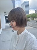 ウォームブラウン