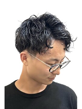 銀座マツナガ 神田店 スパイラルパーマ 束感 ナチュラルパーマ ツーブロック