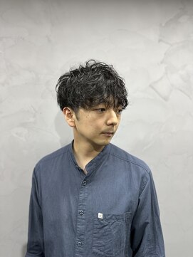 リラン 大宮(Lilan) ダークアッシュ/アッシュブラック/カルマパーマ/ベリーショート