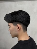 ニコ トウキョウ ロジック(nico TOKYO Logic)&nbsp;メンズセンターパートニュアンスパーマフェザーパーマ