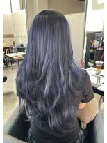 シエンゴールド(CIEN gold)&nbsp;ブルーカラー/レイヤーカット/ブリーチ#浜松駅#カラー#ブリーチ