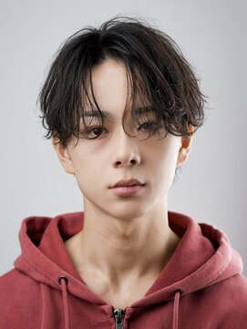 オーシャントーキョーオーバー 渋谷(OCEAN TOKYO OVER) 黒髪ビジネス波巻きツイストスパイラルニュアンスシャドウパーマ