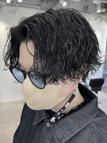 レタッチ バイ フィフス 天神大名(RETOUCH by fifth)&nbsp;天神大名メンズパーマツイストスパイラルパーマ波巻きパーマ強め