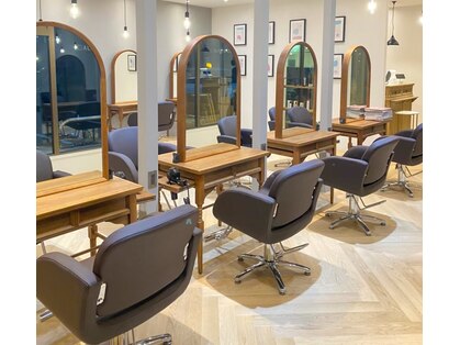 オーブ ヘアー トム 小針店(AUBE HAIR tom)の写真