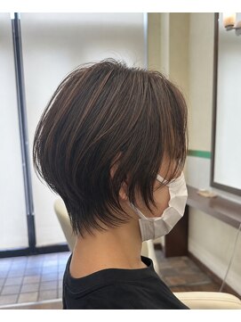 モアナ バイ ヘッドライト うるま店(Moana by HEADLIGHT) #ショートボブ