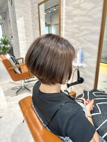 キール(Kir)&nbsp;ハイライト×ハイグラデーションボブ[白髪ぼかし/ハイライト]