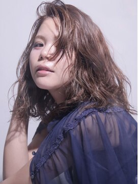 ヒカリスヘアー 吹田店 【クセが生み出すナチュラルパーマ】