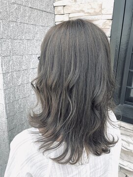 アズミー 自分らしく(As.me) 【As me】くすみ.透明感サファリカラー