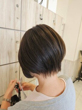グランデュール 焼津店(GRANDEUR) ボブ/レイヤーカット/かっこいい/大人ショートヘア