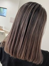 ボムドゥアー(bomb du a)