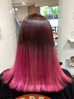 チャオ(CIAO)の写真/【グラデーションカラー】ダメージを最小限に抑えるために施術前に保湿成分を配合。美しい髪に導いてくれる