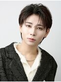 センターパートワックスなしニュアンスパーマツーブロック