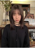 くすみベージュ