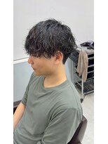 オゼル(OZEL)&nbsp;ツイストスパイラルで動きを出しつつ、質感は上品に。