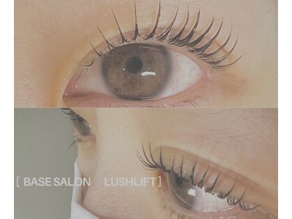 ベース(BASE)の写真