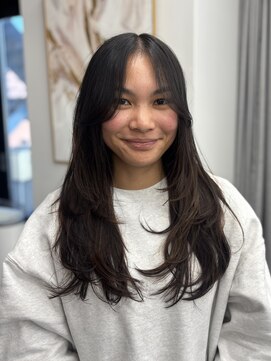 レス(Les.) 髪質改善ストレート/レイヤー/ハッシュカット/海外風レイヤー