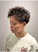大人気！刈り上げスパイキーショート