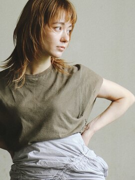バーノン(VERNON) Messy Modern Mullet wearing AKIKO AOKI【VERNON】058-262-3611